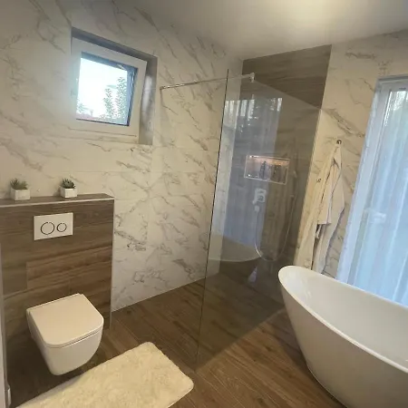 Luxury With Jakuzzi Near Neusiedler Villa